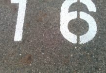 【誕生日占い 完全ガイド】1月16日生まれの性格、恋愛、相性、ラッキーカラー、誕生花、パワーストーン、有名人は?